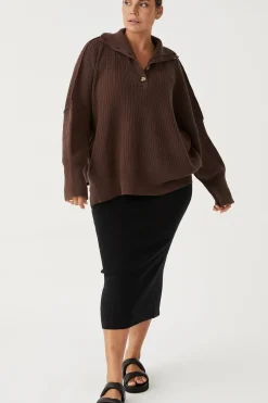 ARCAA Knitwear|Margo Button Up Sweater - Chocolate