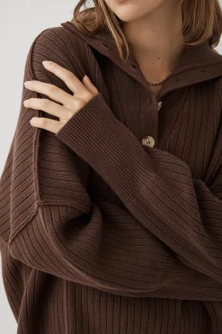 ARCAA Knitwear|Margo Button Up Sweater - Chocolate