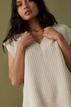 ARCAA Tops|Knitwear|Vera Knit Vest - Sand