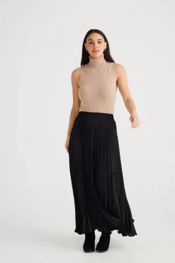 Brave & True Skirts|Brave & True Alias Pleated Skirt - Black