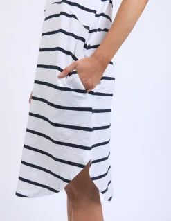Foxwood Dresses|Bay Stripe Dress - Navy