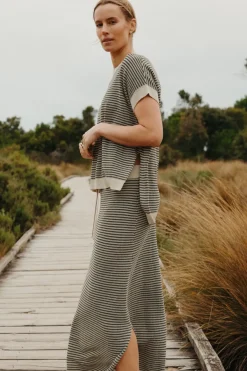 Talamaya Skirts|Lattice Knitted Skirt - Washed Black & Soft Gold